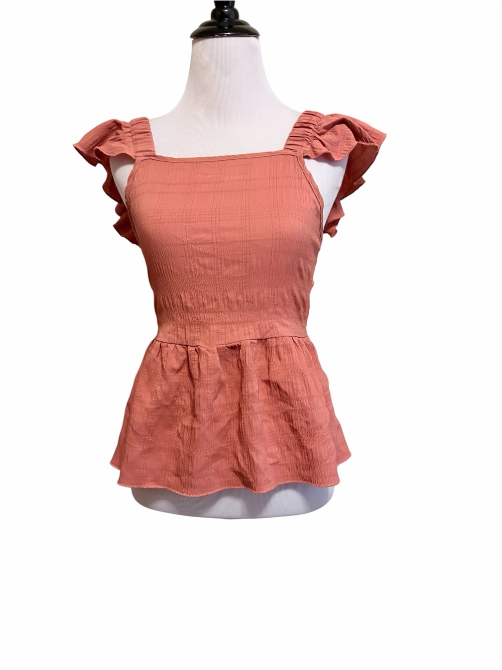 Lishly small Women's Dusty coral Tie-Back Smocked Peplum Blouse